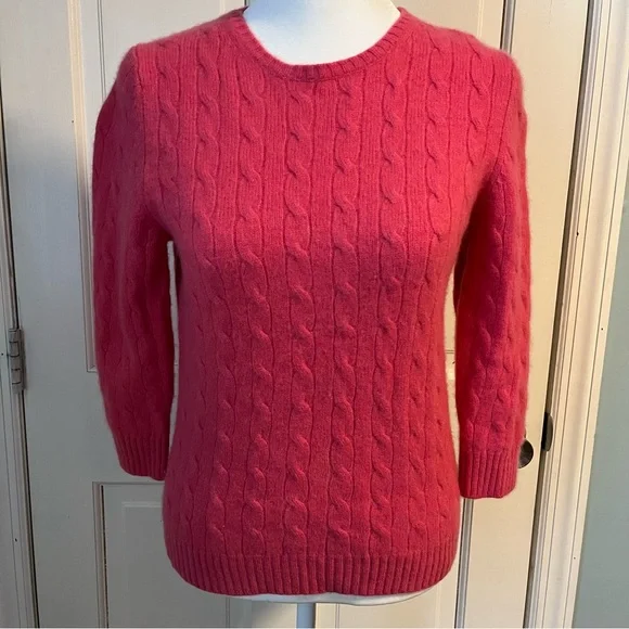 Lord & Taylor 100% Cashmere Cable Knit Sweater XS Petite Pink Quiet Luxury Cozy - Picture 2 of 6